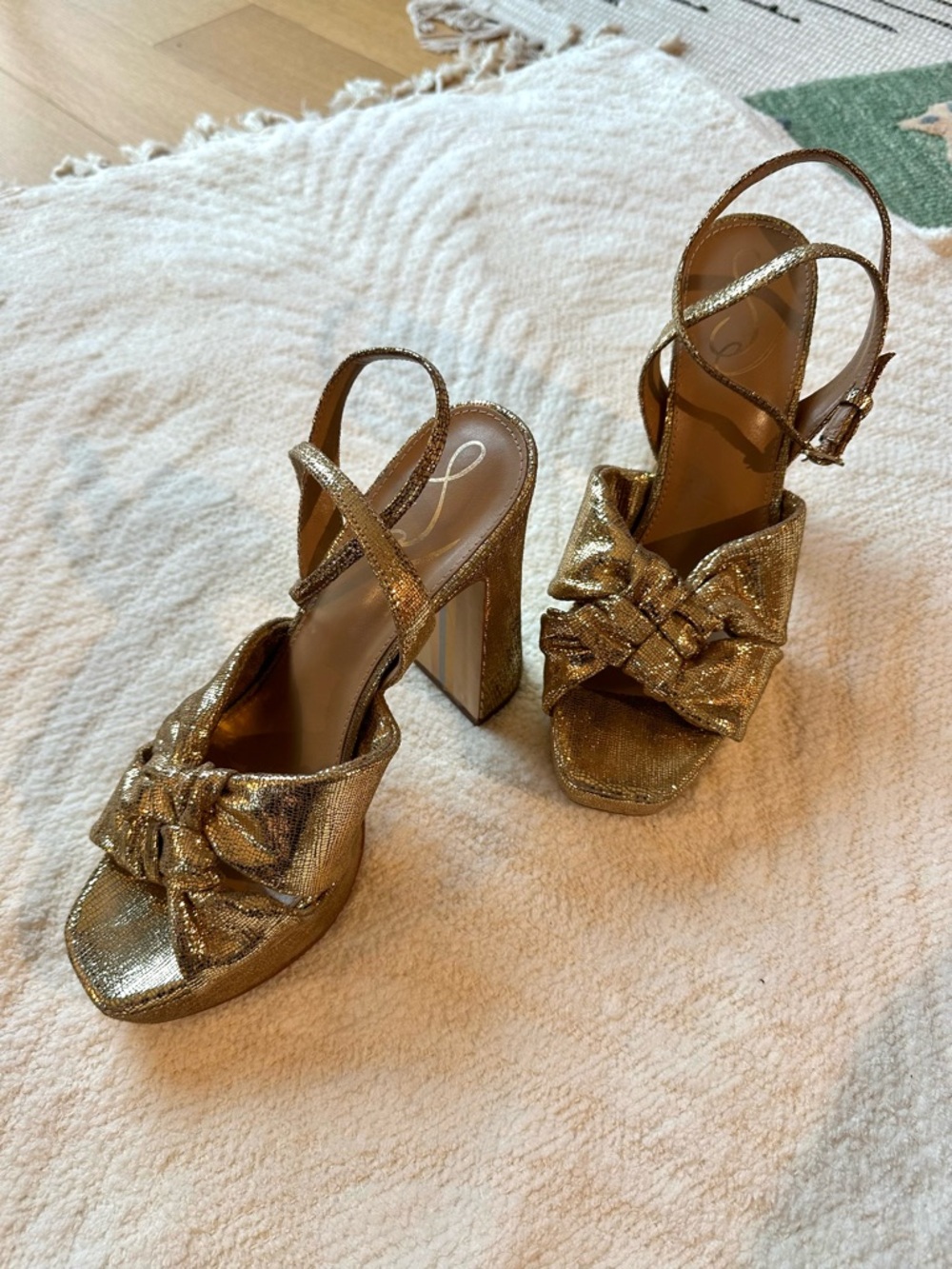 Sam Edelman Gold Platform Heel, Size 9
